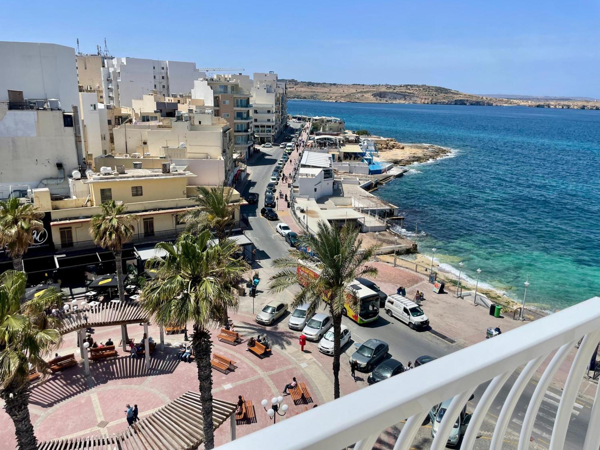 Bugibba Square Seafront Lux Apartments By Holi St. Paul's Bay Exterior foto